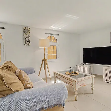 Casa Bella קוסטה קלמה